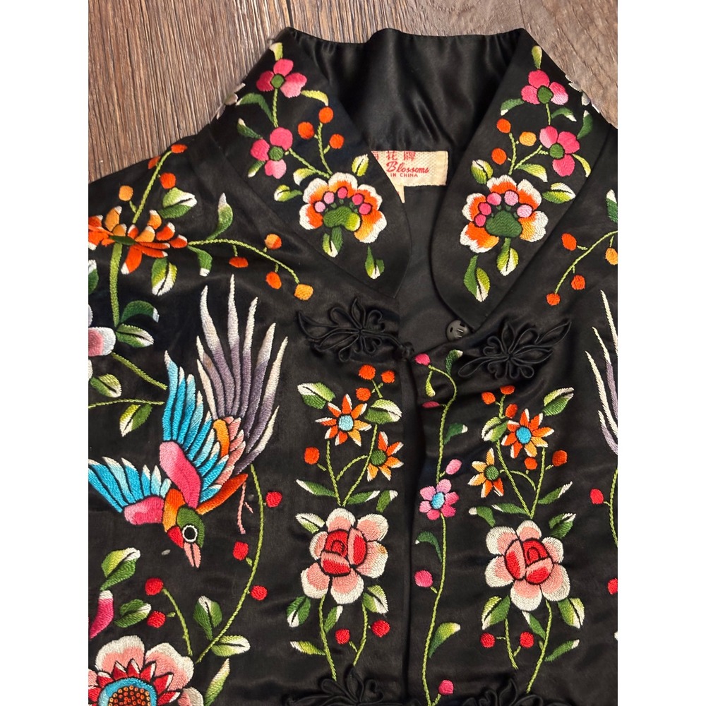 Vintage Plum Blossoms Silk Embroidered Jacket Black Floral Bird Mandarin Size 34 - Picture 5 of 9